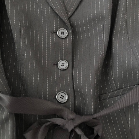 Halogen Three Button Pinstripe Blazer - Picture 3 of 15